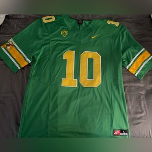 Oregon alternate Bo Nix jersey